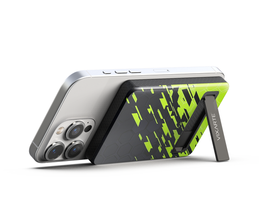 Wireless Charge Powerbank - Dark Realm, Fluorescent Glow 1