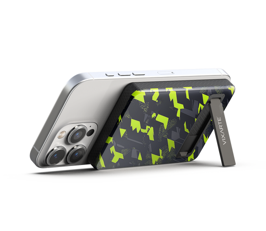 Wireless Charge Powerbank - Jet-Black Fluorescent Arrow Shadows 1